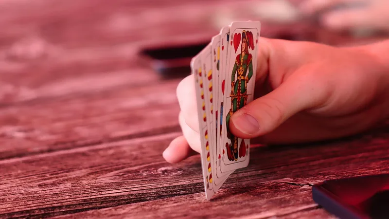 đăng ký Fi88 nổ hũ - Casino Trực Tuyến Uy Tín | card game,  bavaria,  card player,  playing cards,  game